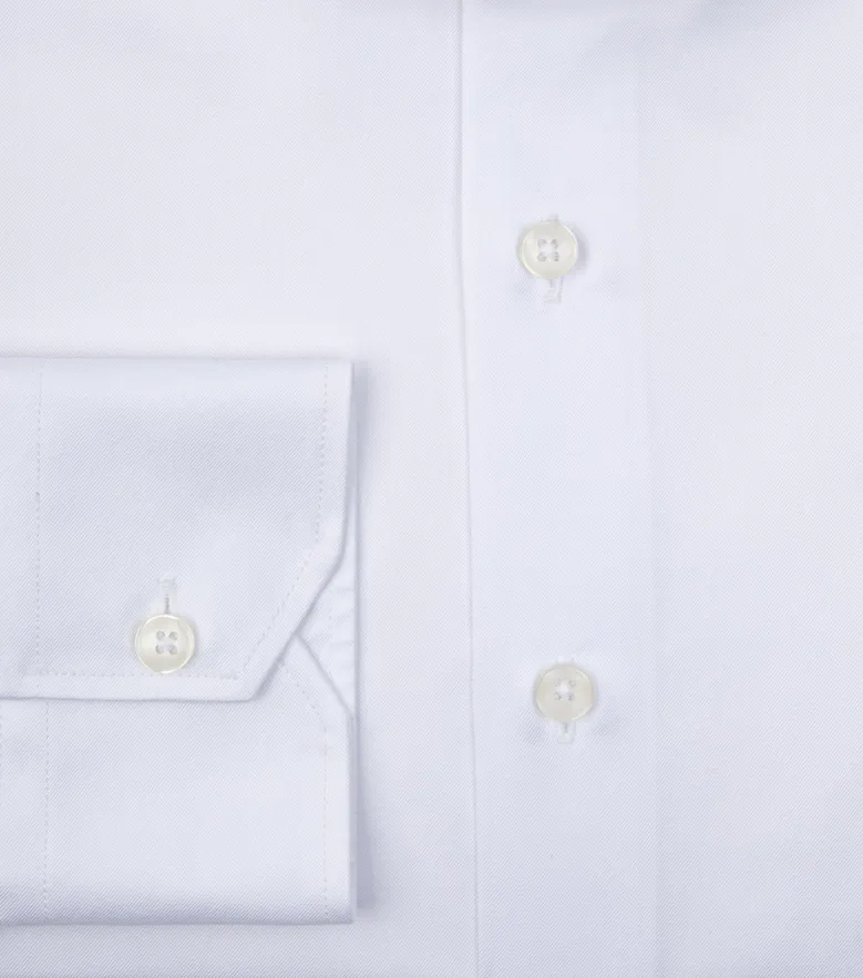 Chemise en twill uni blanc facile à repasser