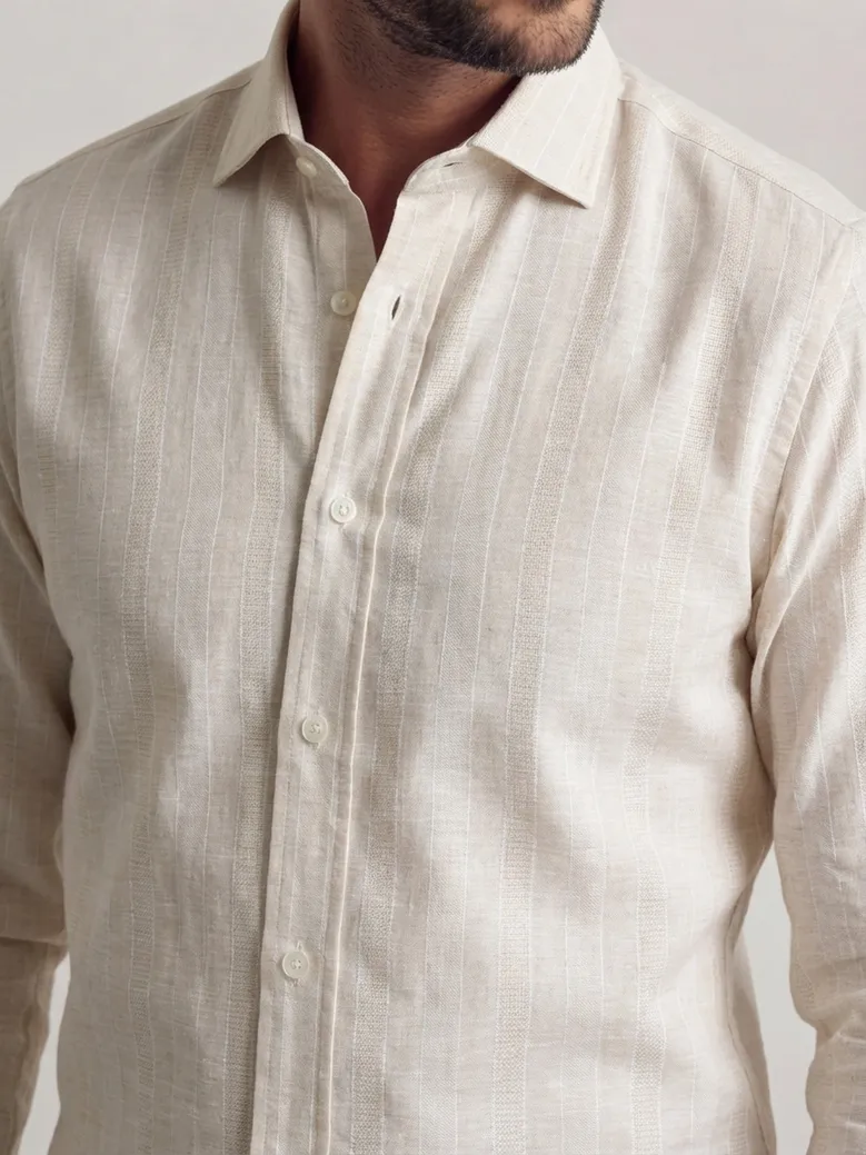 Chemise en lin à rayures beiges