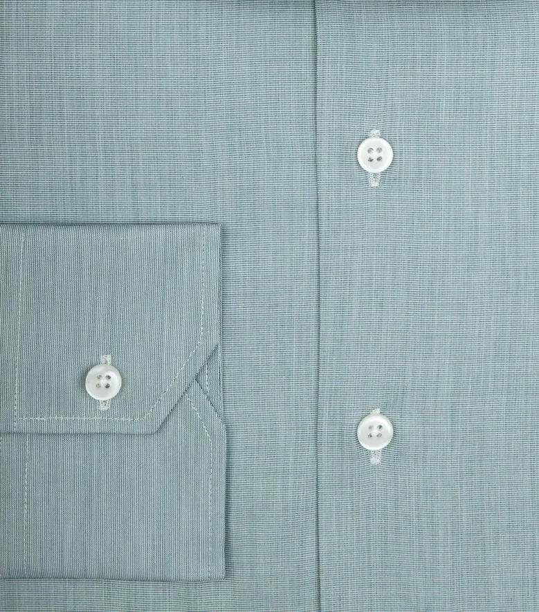 Chemise en fil-à-fil uni vert facile à repasser